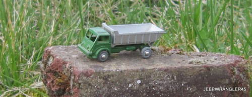 Cij camion benne renault - ~,
