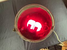 Ancien projecteur avec lentille rouge vintage Militaire, marine , train ?