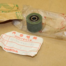 ROULETTE DE TENDEUR DE CHAINE CR 125 250 500 1984 ORIGINE HONDA 52158-KA3-730