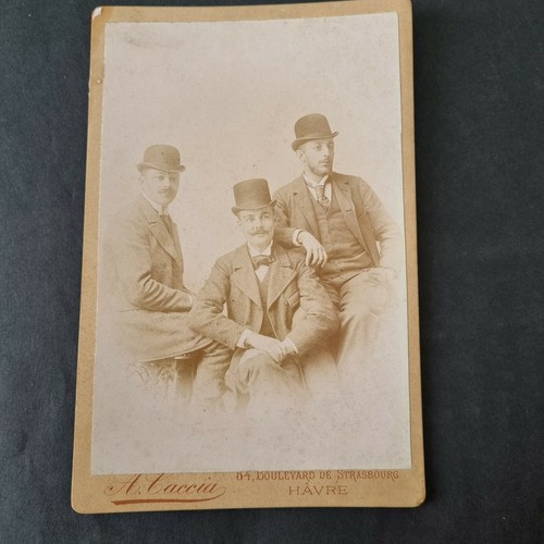 Photo cabinet xixè hommes - photo, 3