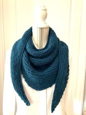 Châle bleu paon en angora