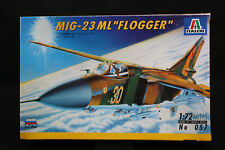 XY048 ITALERI 1/72 maquette avion 057 MIG-23 ML Flogger Année 1996
