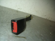 ATTACHE CEINTURE AVANT GAUCHE NISSAN TERRANO 2 PHASE 3 868420X000