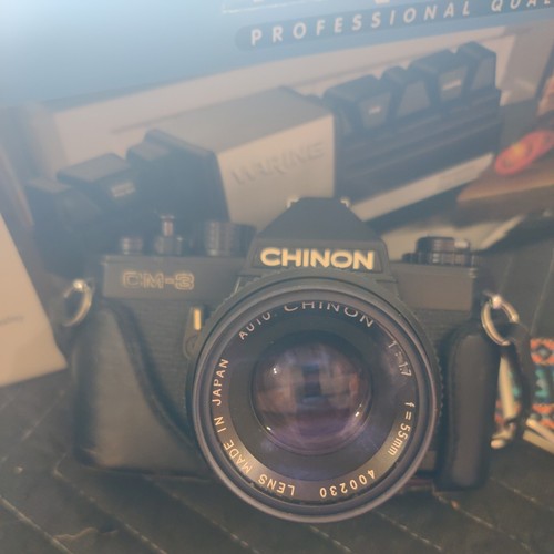 Chinon 35mm body w - cm-3, w/