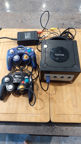 Nintendo gamecube dol 001 - nintendo,