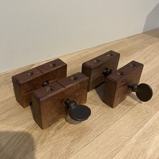 Fermoir Table Henri II À Visser 