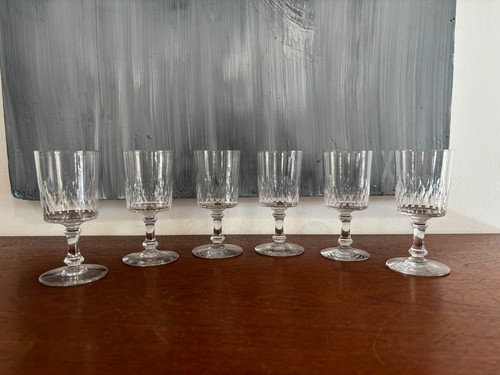 Verres en cristal taillé - ,