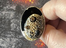 NEUVE TRÈS JOLIE BAGUE OVALE