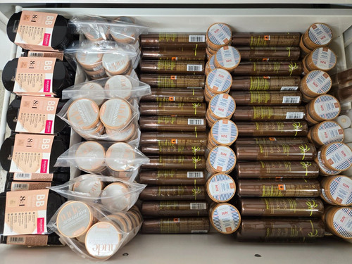 Bourjois lot revendeur 50 - lot,