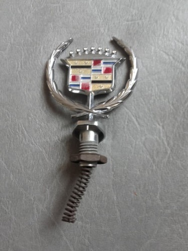 Cadillac mascotte insigne - cadillac,