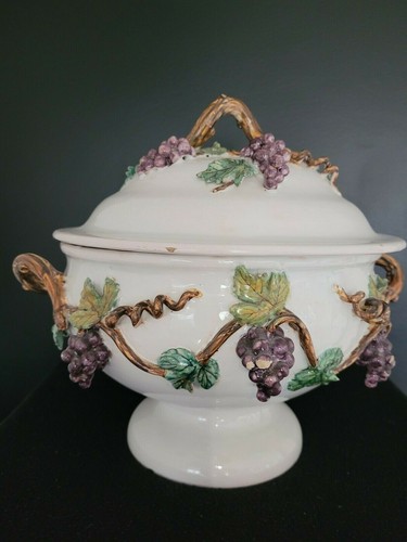 Soupière faience signée - en,