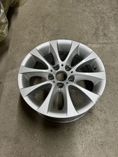 BMW 3 E90 E91 2009 17 pouces