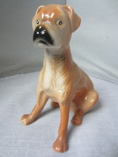 Chien bouldog miniature  porcelaine  ( Klima ? ) Grand . modèle 12 cm .