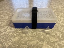 boite pour le tir à la poudre noire (Médium),avec 50 tubes 2ml & 2 entonnoirs