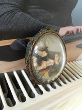 Médaillon mort de soeur