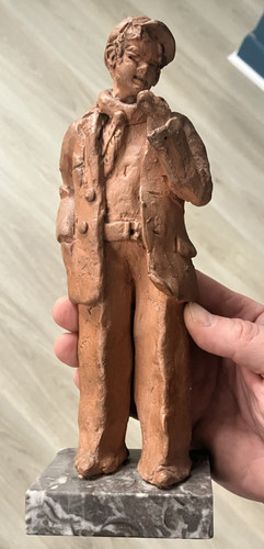 Belle sculpture terre - terre, cuite