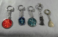 5 beaux PORTE-CLE  St