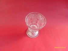 Vase à violettes en verre