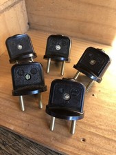 Lot de 5 anciennes prises