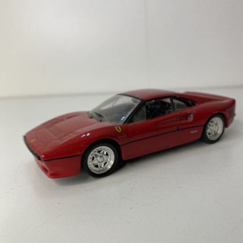 Ferrari 288 gto rouge - rouge, 1/43