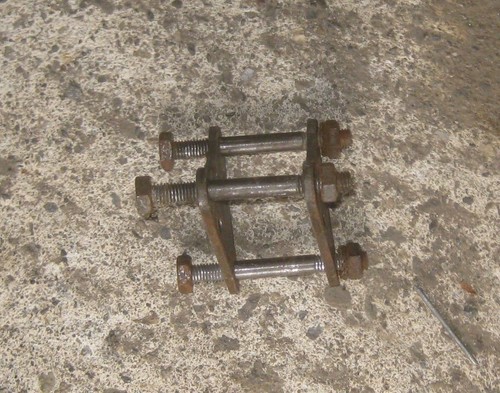 Patte fixation moteur - patte, avant