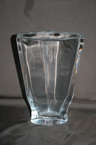 Vase cristal transparent - en,