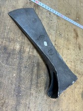 outil ancien hache forgée 19-ème axe old tool  outillage forestier  ( n° 223)