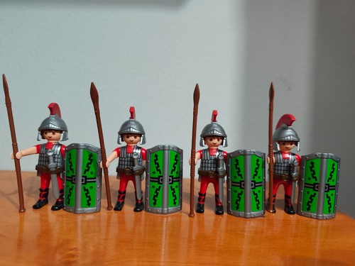 Playmobil figurines - playmobil, x4