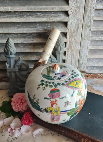 Ancien pot porcelaine - pot,