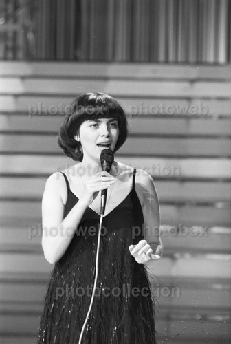 Mireille mathieu exclusive - mireille,