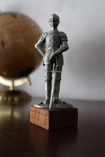 figurine metal armure soldat