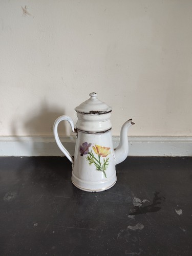 Petite cafetière tôle - petite, en