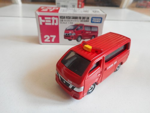 Voiture tomica nissan nv350 - voiture,