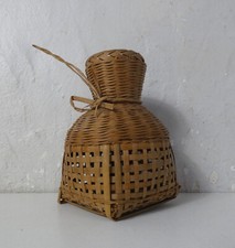 cage à criquet en rotin art populaire chinois vintage