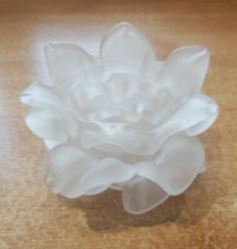 1 TULIPE en forme de rose Blanche opaque pâte de verre Haut 8,5 cm