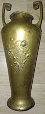 Vase Art Nouveau en Laiton –