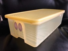 ⭕ Tupperware très grande boite hermétique ventilée frigo jaune 1