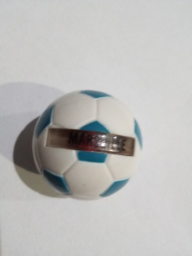 Pin ballon football om - pin's,