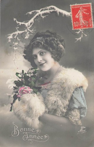 Bonne annee femme elegante - cp,