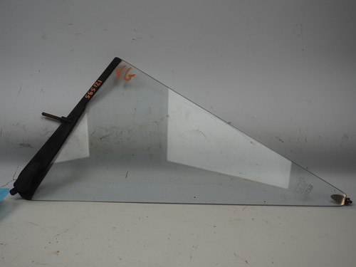 Vitre fixe porte avant gauche