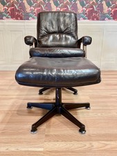 FAUTEUIL ET SON OTTOMAN "DRABERT" POUR "GERD LANGE" DESIGN 1960.