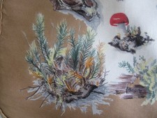 Beau carré foulard HERMES LES CHAMPIGNONS avec boite