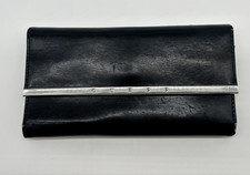 Magnifique portefeuille   " GUESS "