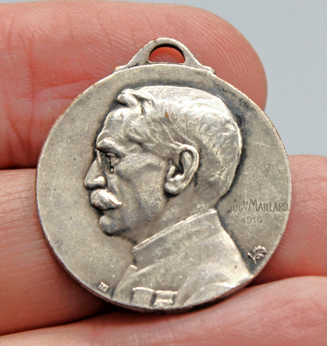 Ancienne medaille pendentif - ancienne,