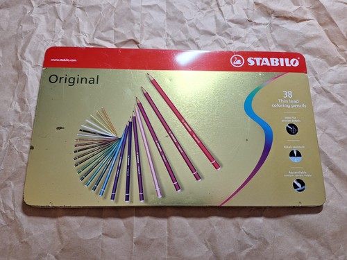 Boite crayons de couleur - boite, 38
