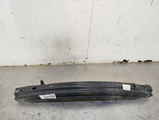 8T0807313 renfort pare-choc