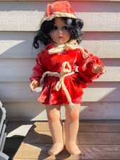 Ancienne grande poupée porcelaine habits