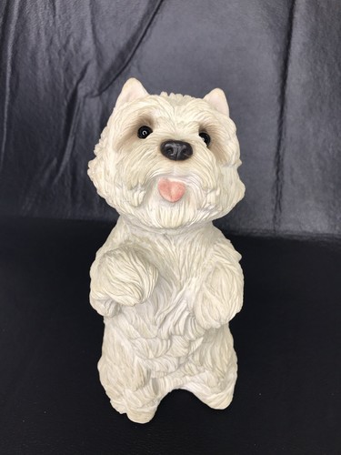 Sandicast dog statue west - dog,