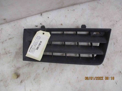 Grille calandre laterale avant