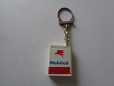 PORTE CLE PLASTIQUE BIDON HUILE MOBILOIL PEGASE